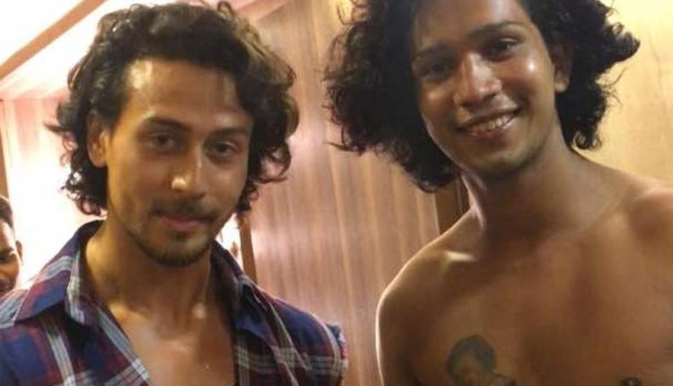 Tiger Shroff find one of his Biggest Fan in World-Fan given him the Biggest Tribute